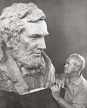 Avard T. Fairbanks sculpting Lincoln